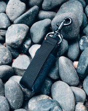 將圖片載入圖庫檢視器 DENIMPACK 腰掛丹寧酒精瓶套(含30ml玻璃酒精瓶)